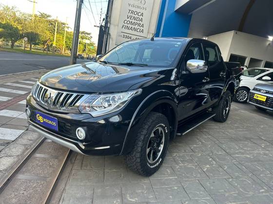MITSUBISHI L200 TRITON 2.4 16V TURBO DIESEL SPORT HPE TOP CD 4P 4X4 AUTOMÁTICO